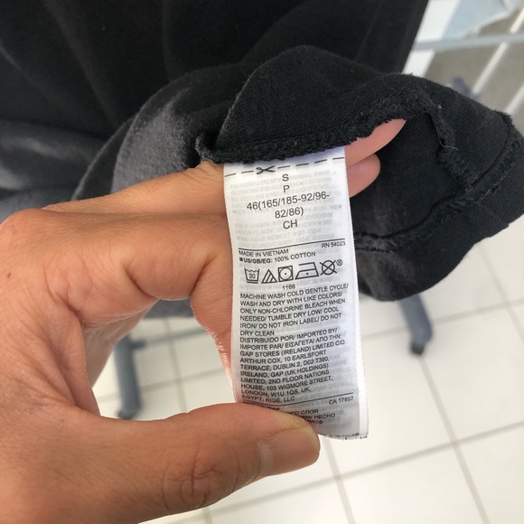 Gap Relaxed T Shirt - Picture 4 of 4